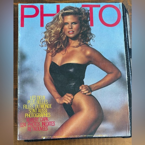PHOTO Magazine 189 June 1983 Christie Brinkley Halsman Capa Dickinson - Picture 1 of 2